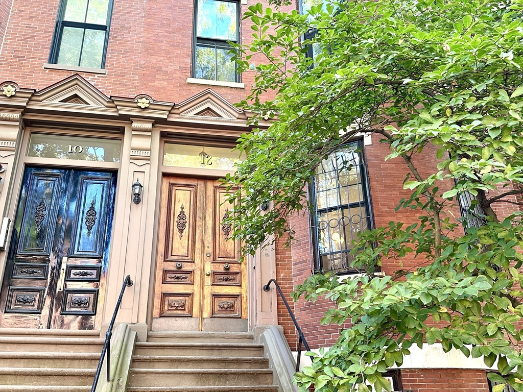 12 Claremont Pk # 4