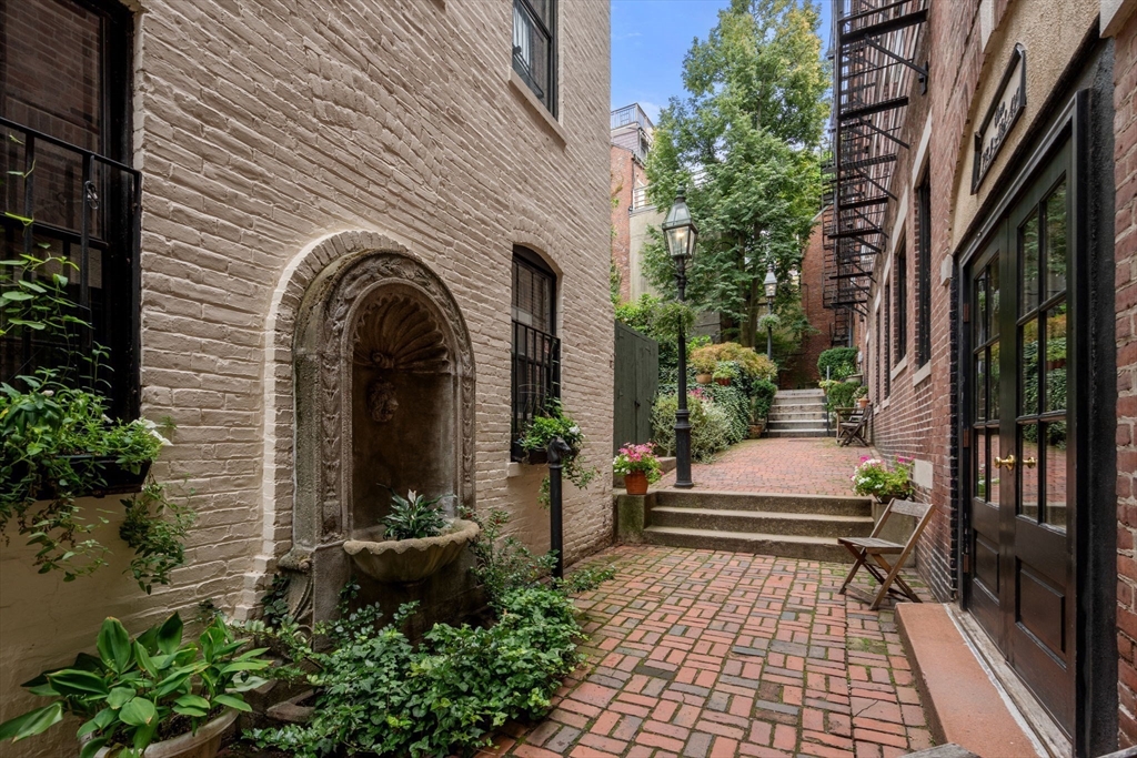 1 Primus Ave # 12 Unit: 1-12