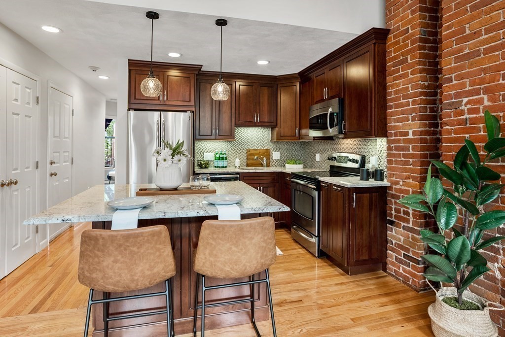 529 Columbus Avenue # 6