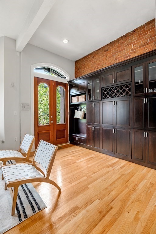 529 Columbus Avenue # 6