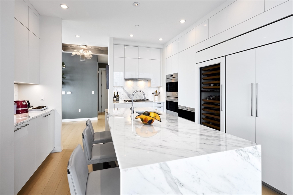 1 Franklin St # 5206