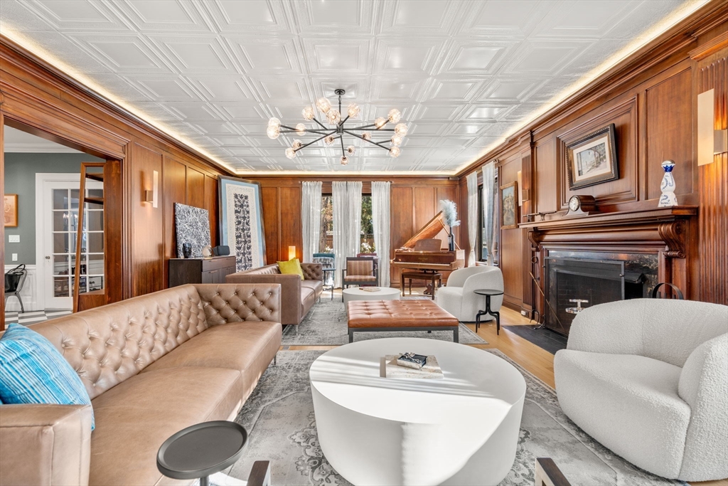 505 Chestnut Hill Ave