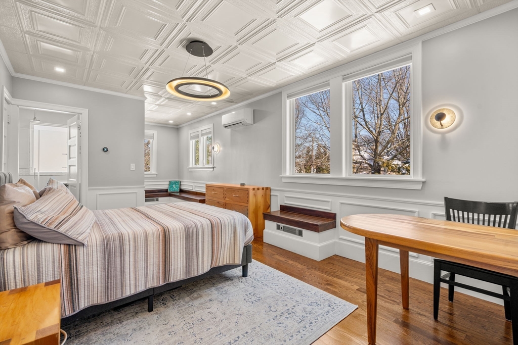 505 Chestnut Hill Ave