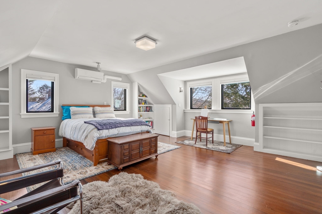 505 Chestnut Hill Ave