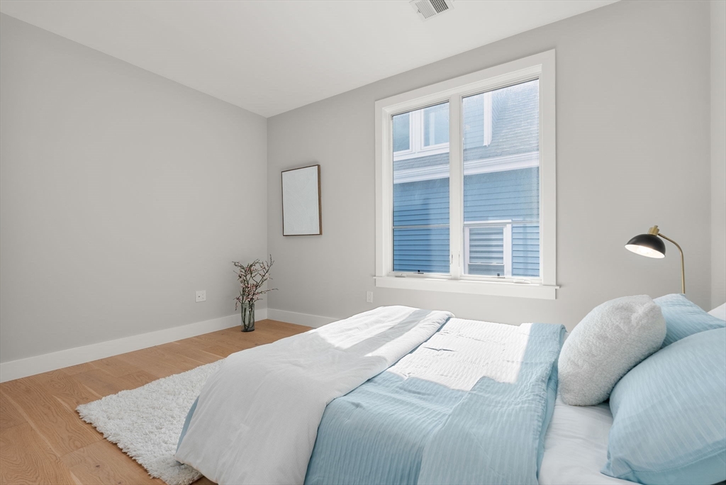 109 Prospect St # 205