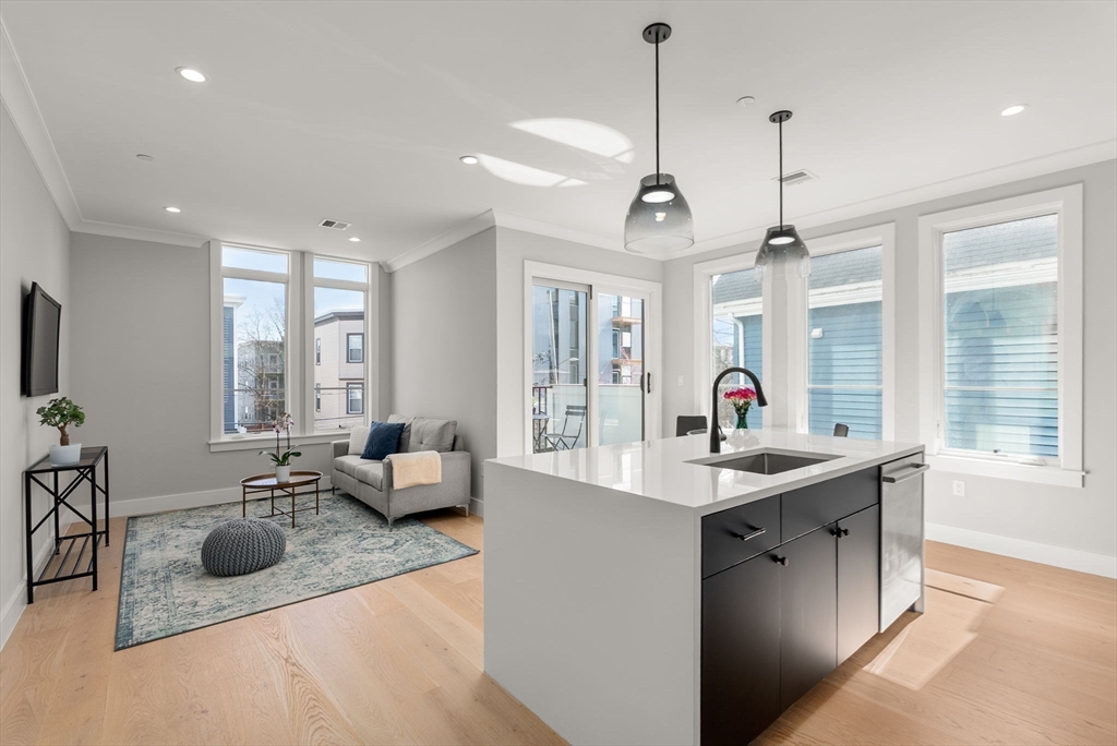 109 Prospect St # 205