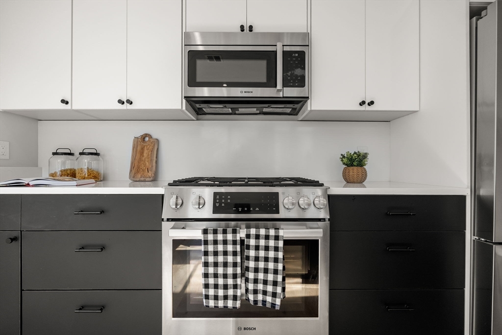 109 Prospect St # 205