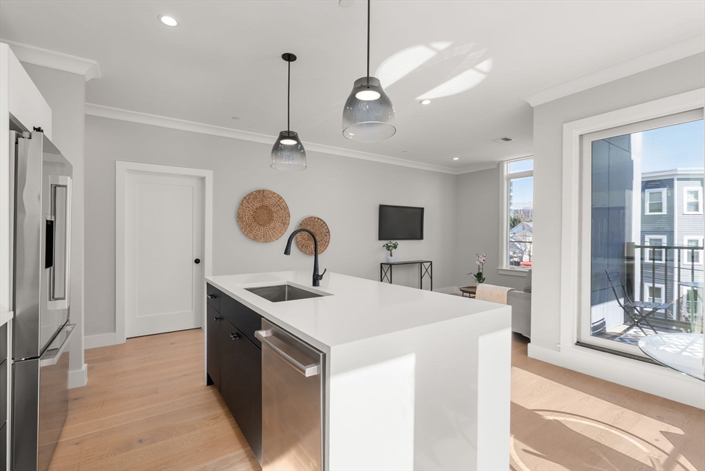 109 Prospect St # 205