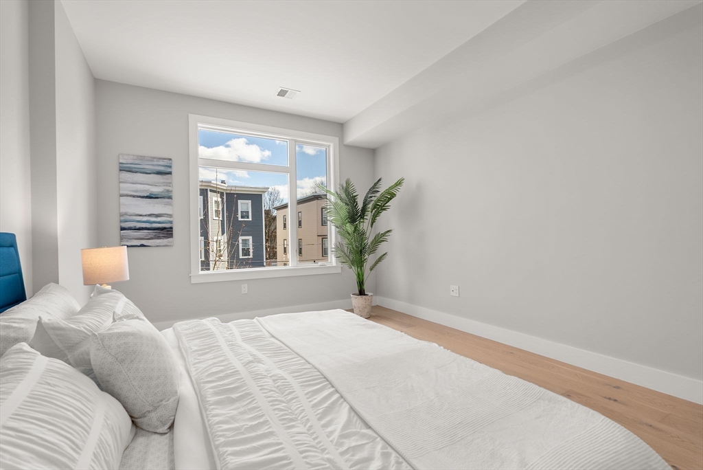 109 Prospect St # 205