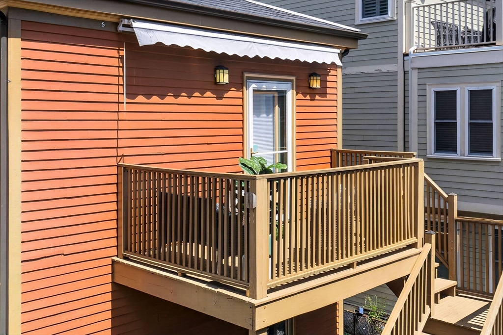 26 Custer St # 2