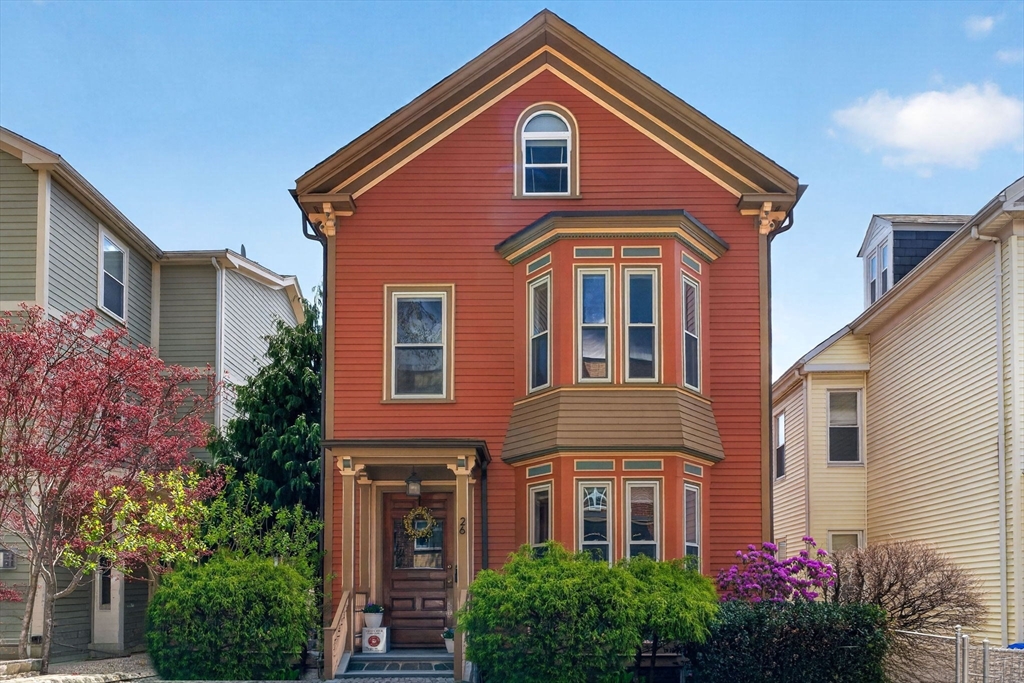 26 Custer St # 2