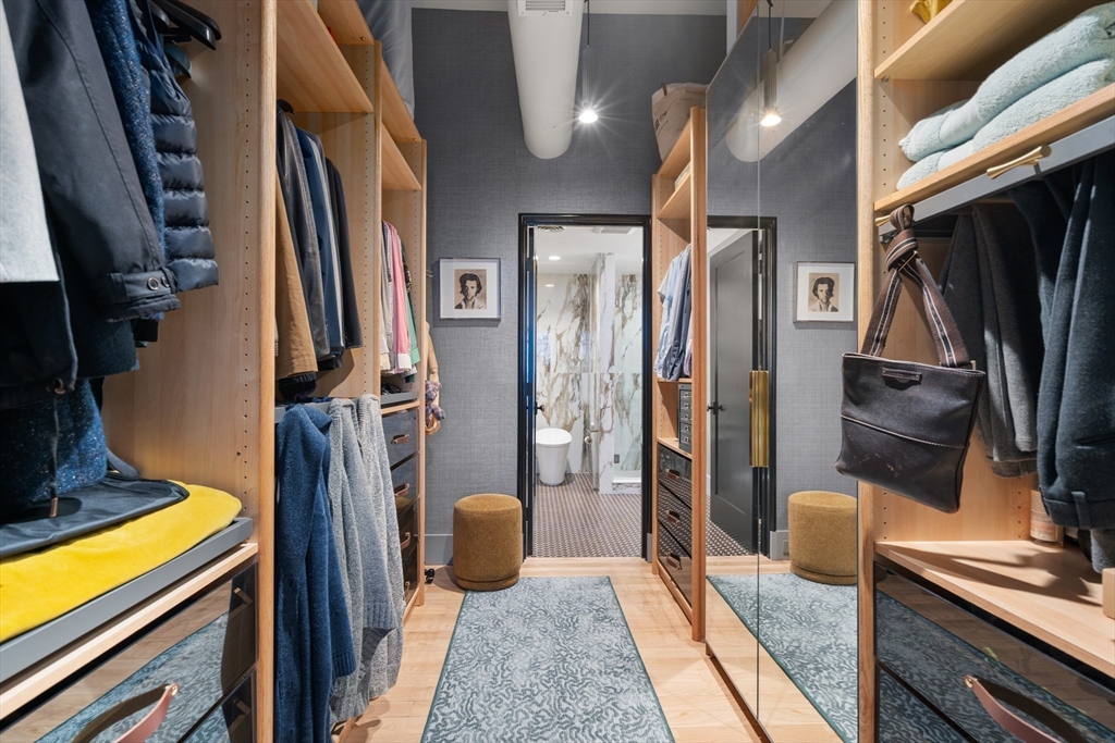 1180-1200 Washington St # 119 Unit: 117,119