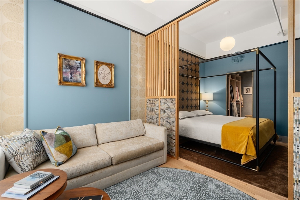 1180-1200 Washington St # 119 Unit: 117,119