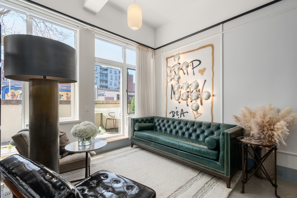 1180-1200 Washington St # 119 Unit: 117,119