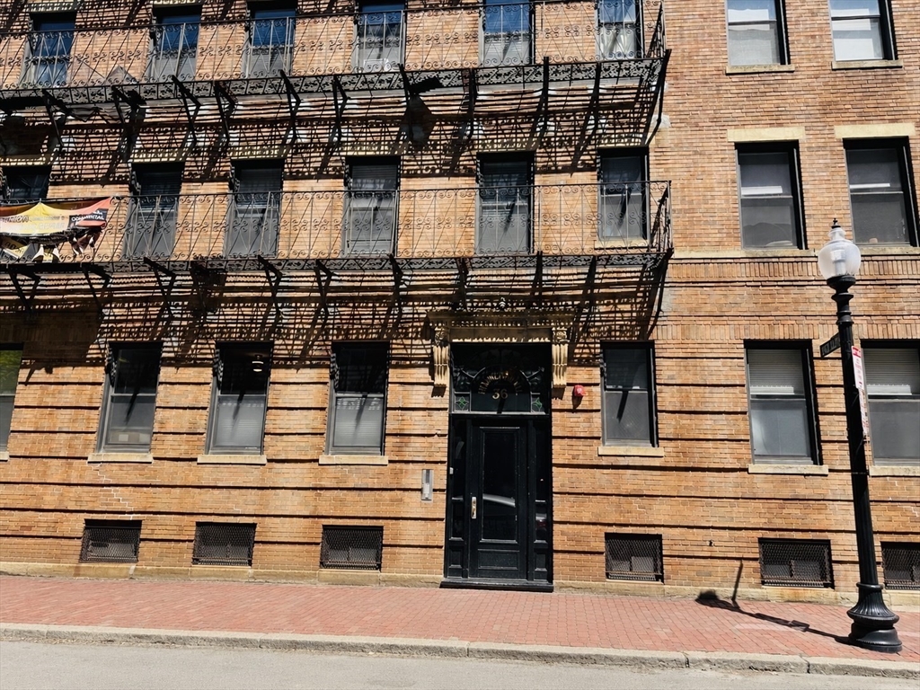 36 E Newton St # 2