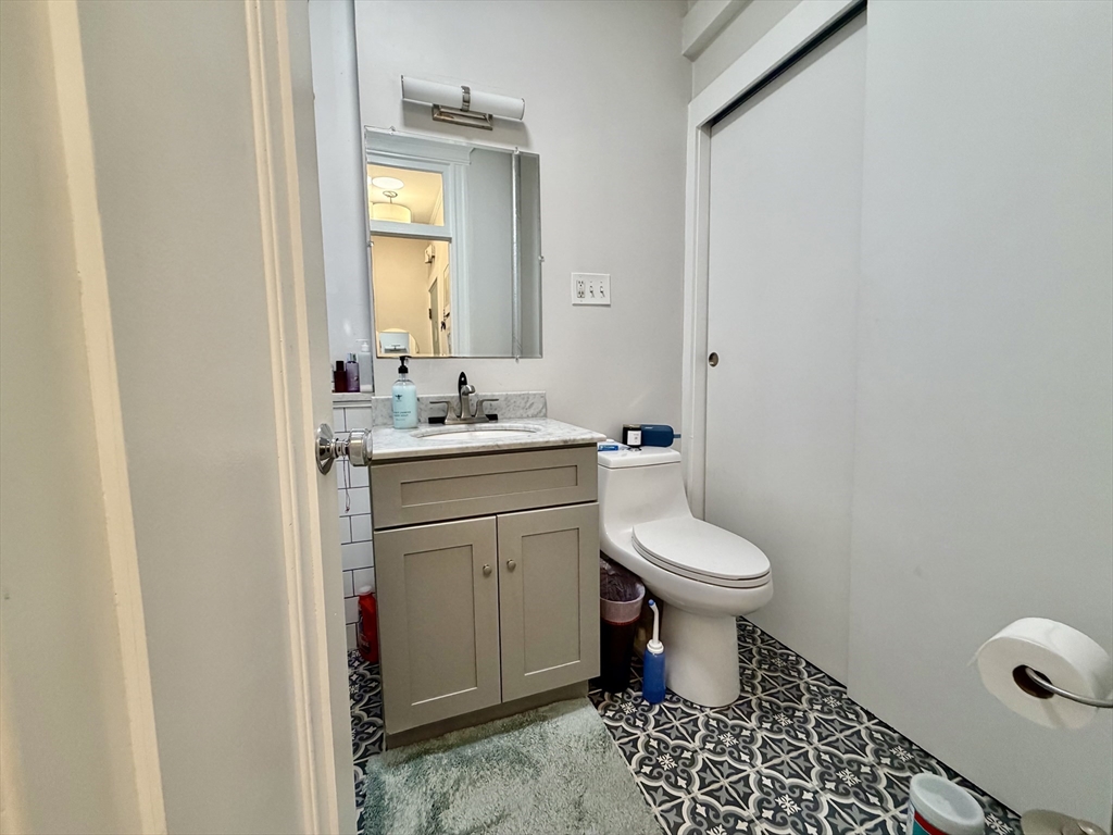 36 E Newton St # 2