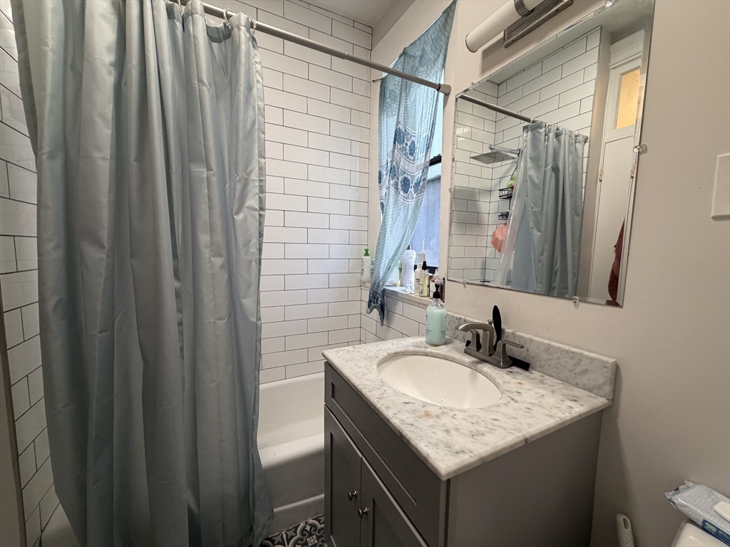 36 E Newton St # 2