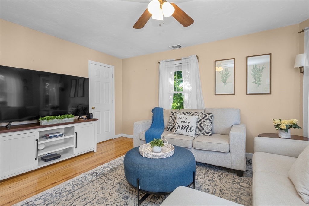 35 Austin St # 3