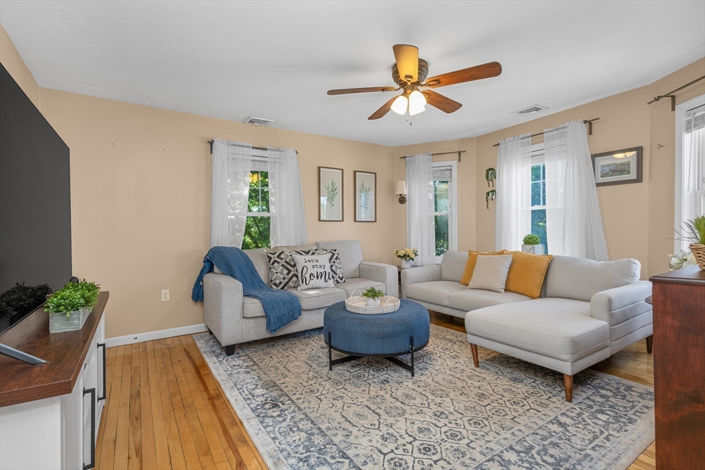 35 Austin St # 3