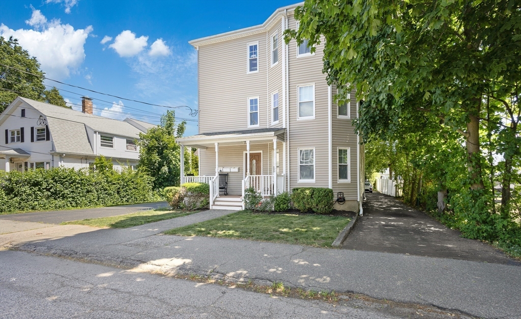 35 Austin St # 3