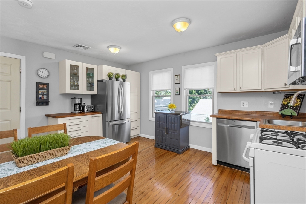 35 Austin St # 3
