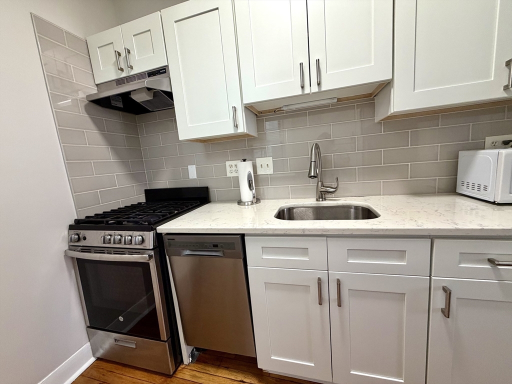 36 E Newton St # 6
