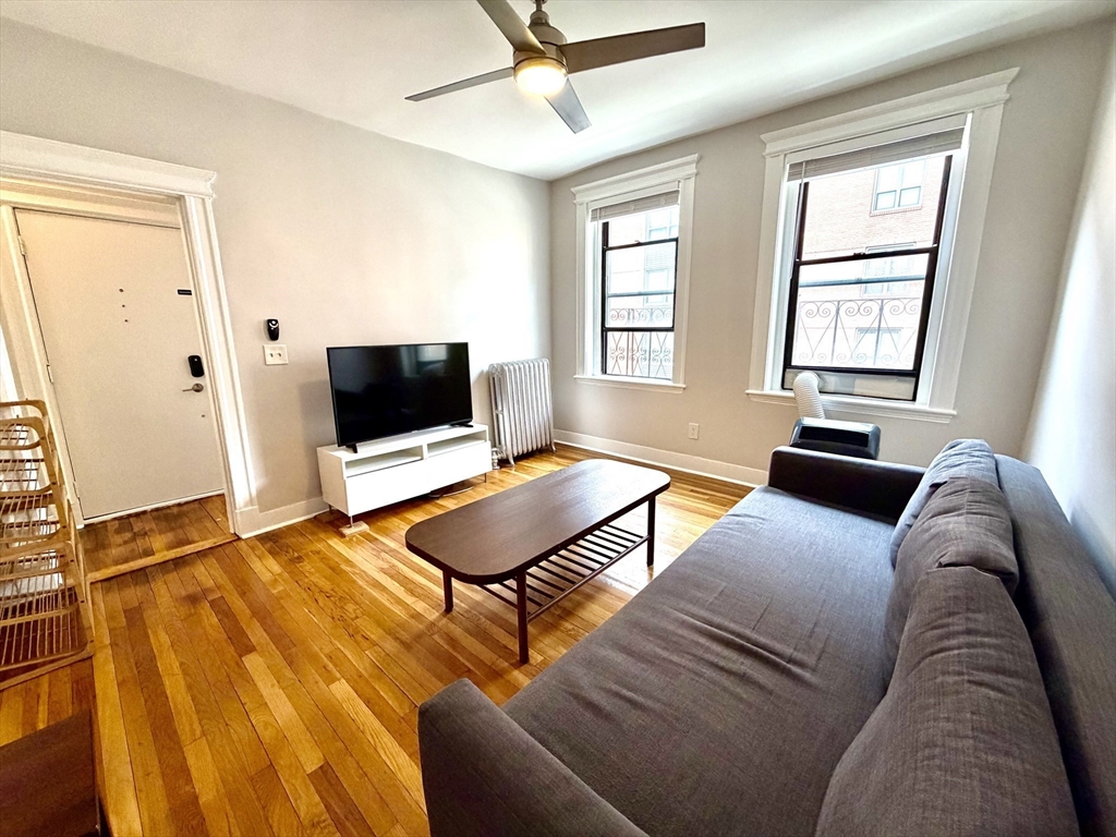 36 E Newton St # 6