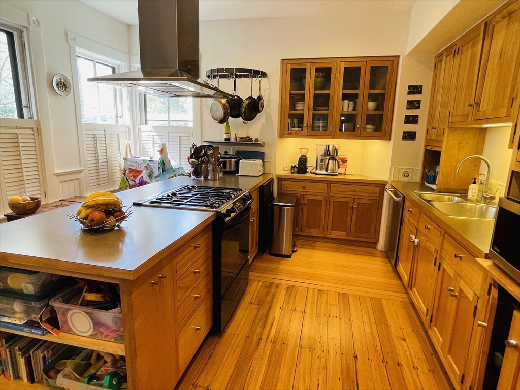 109 Hammond St # 109