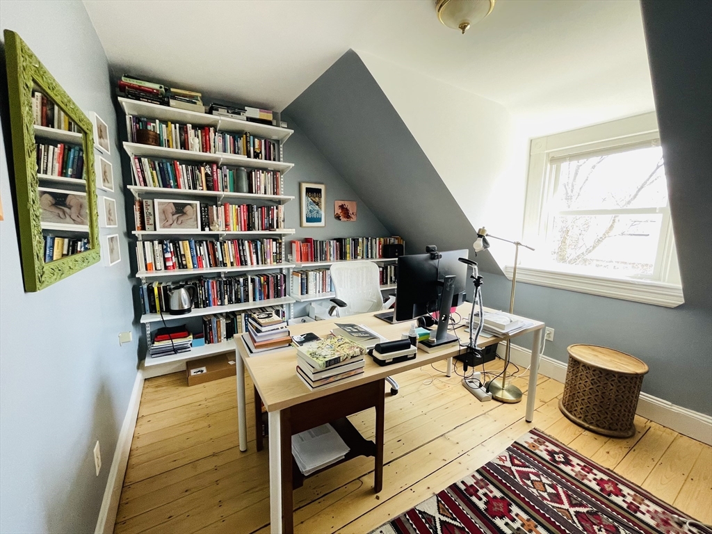 109 Hammond St # 109