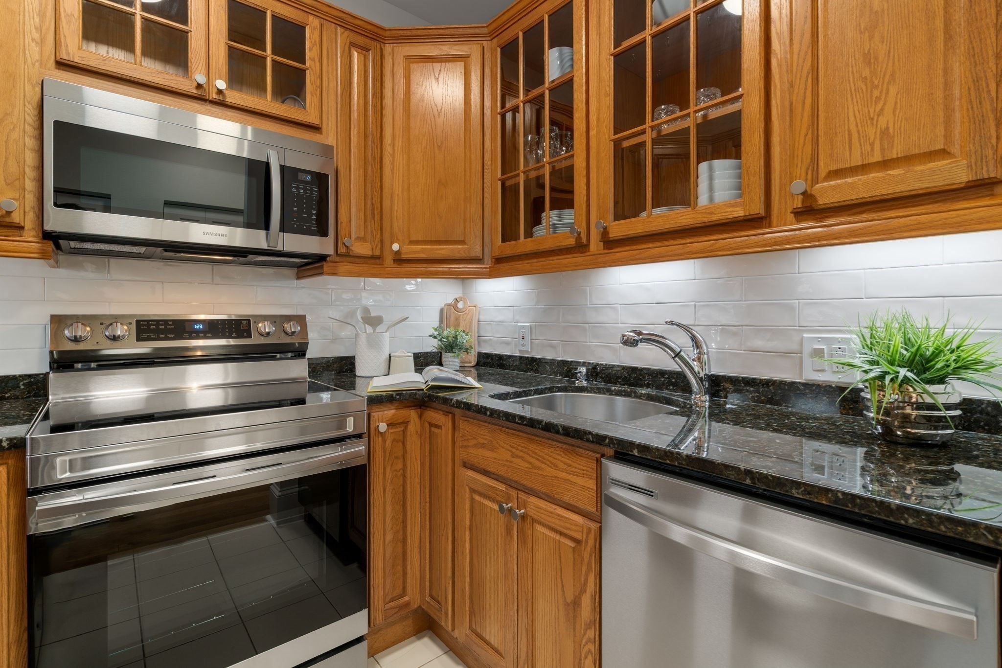 280 Commonwealth Ave # 102