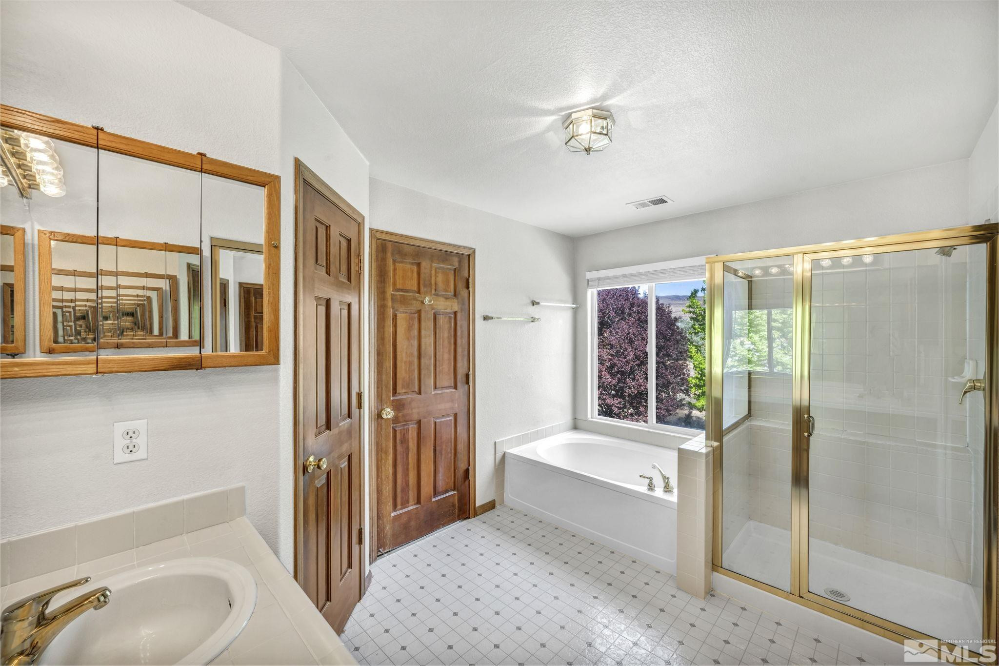 3204 Mangosta Court