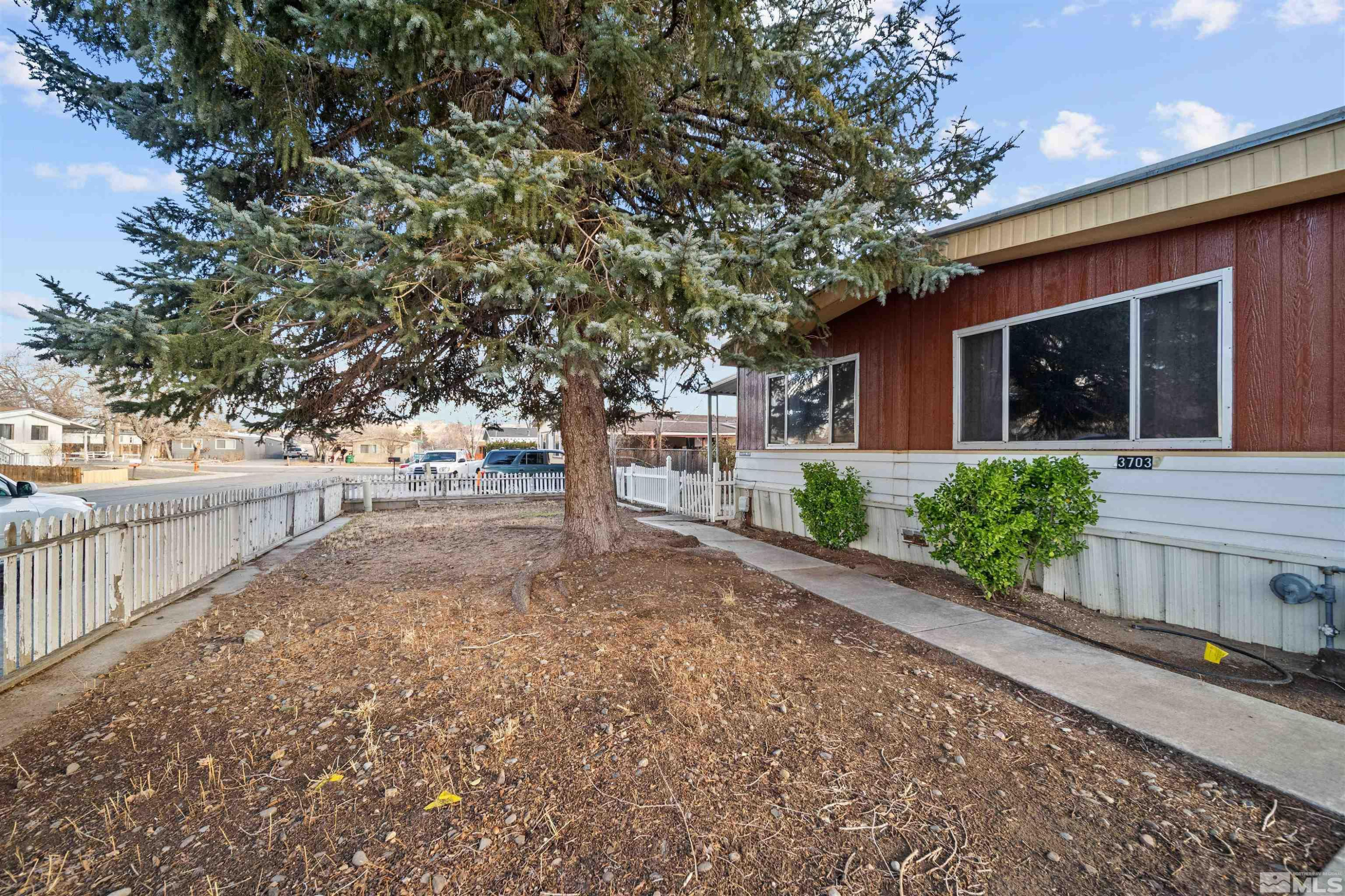 3703 Tuolumne Way