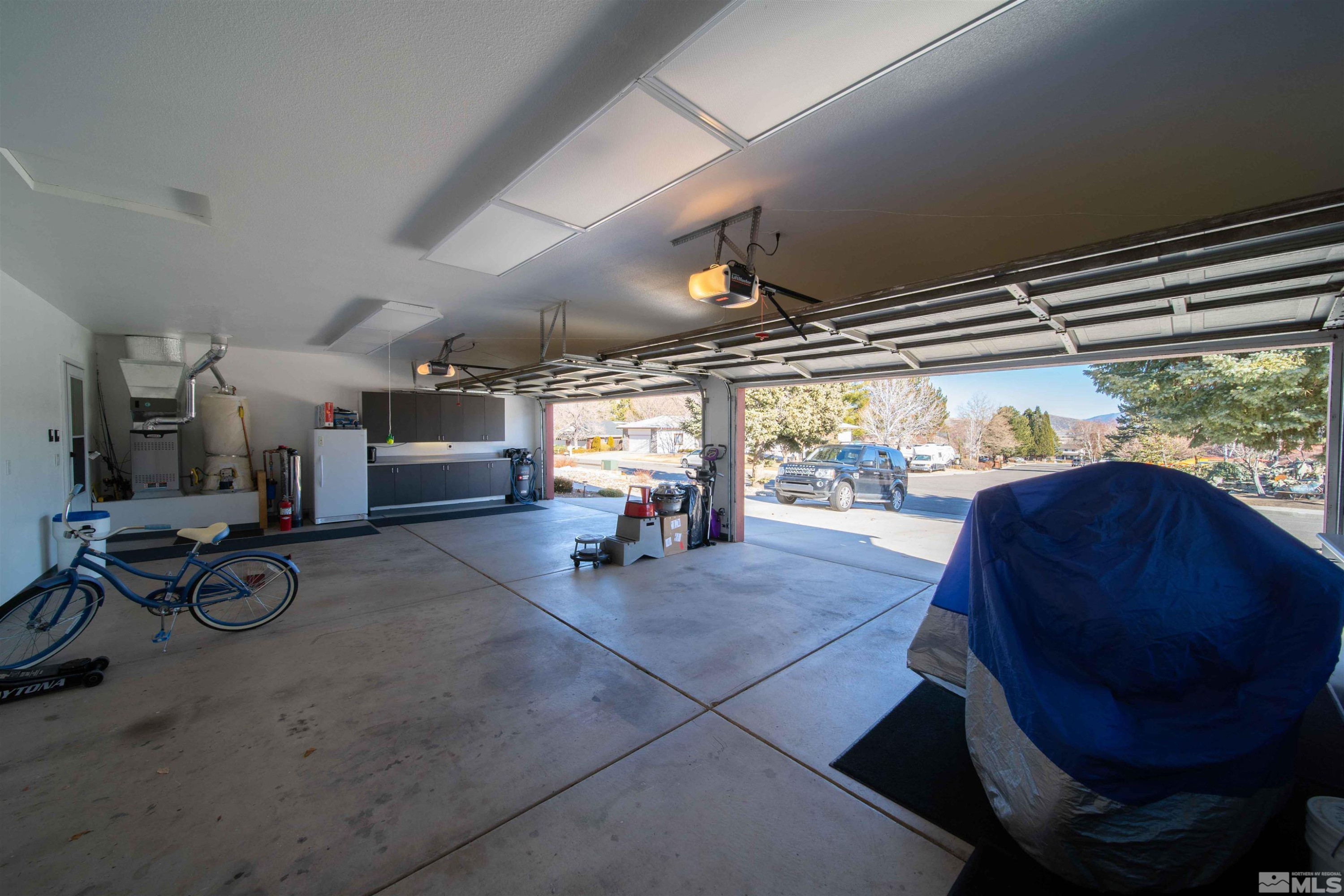 3496 Harvard Drive