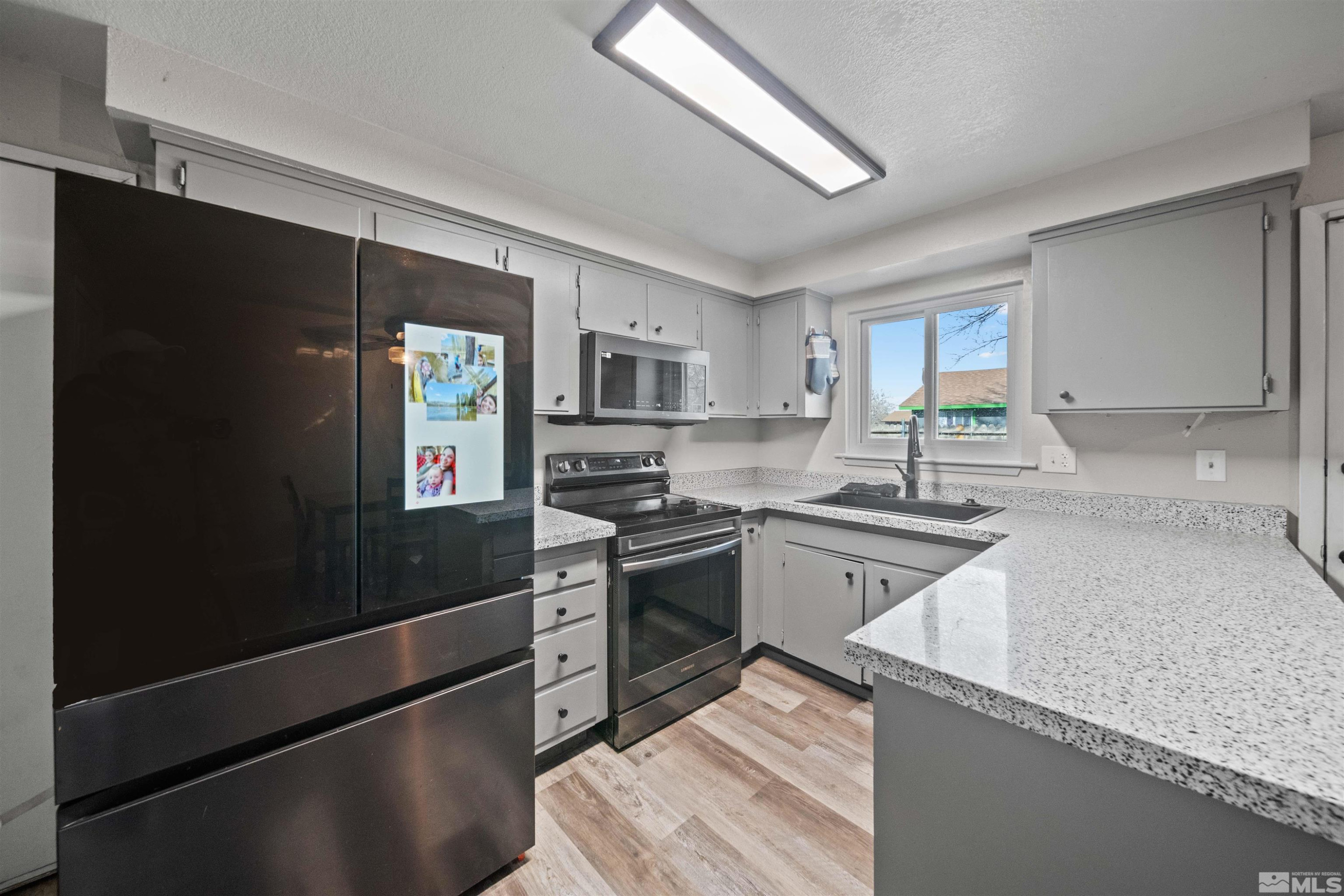 565 Spruce