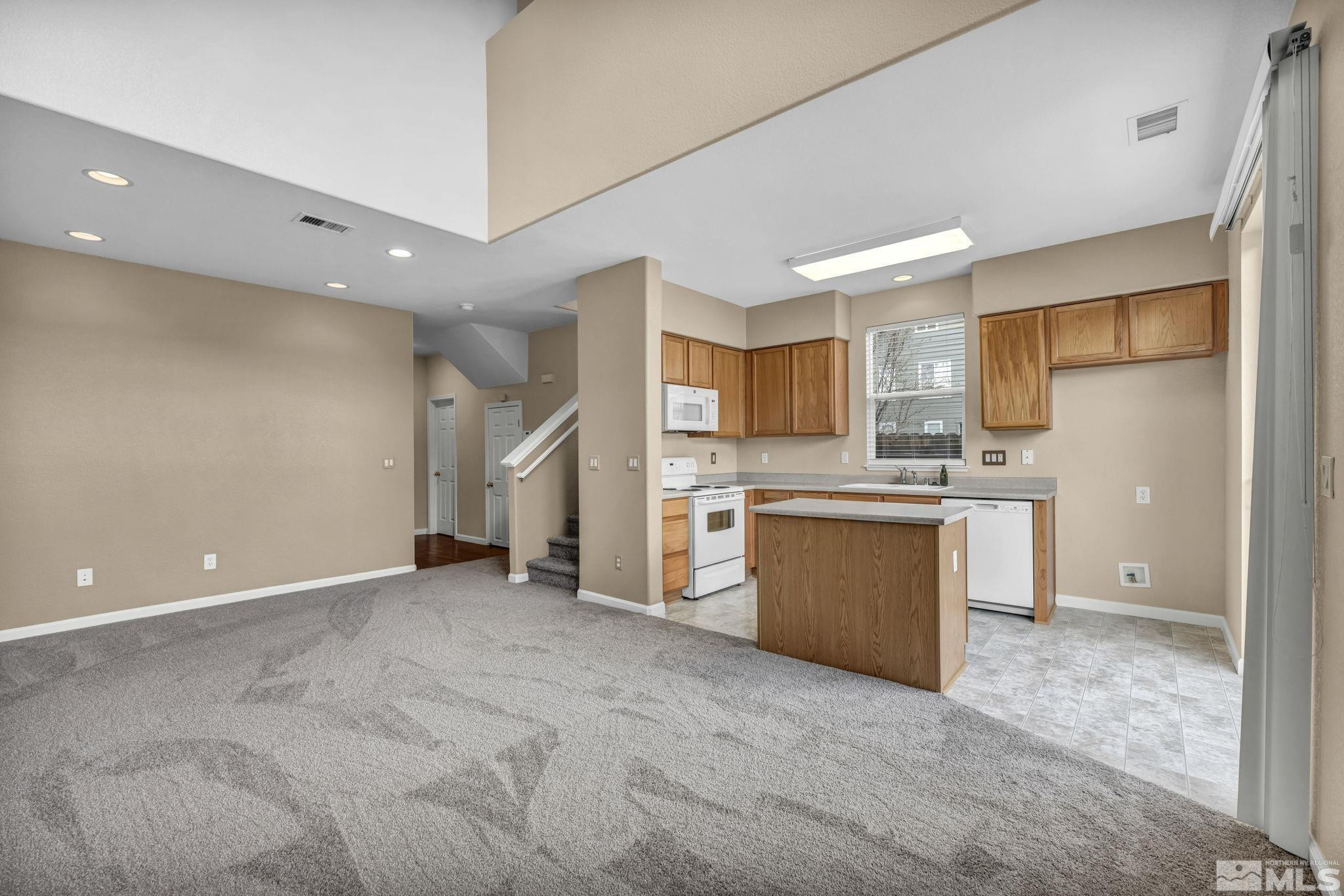 9195 Brown Eagle Court