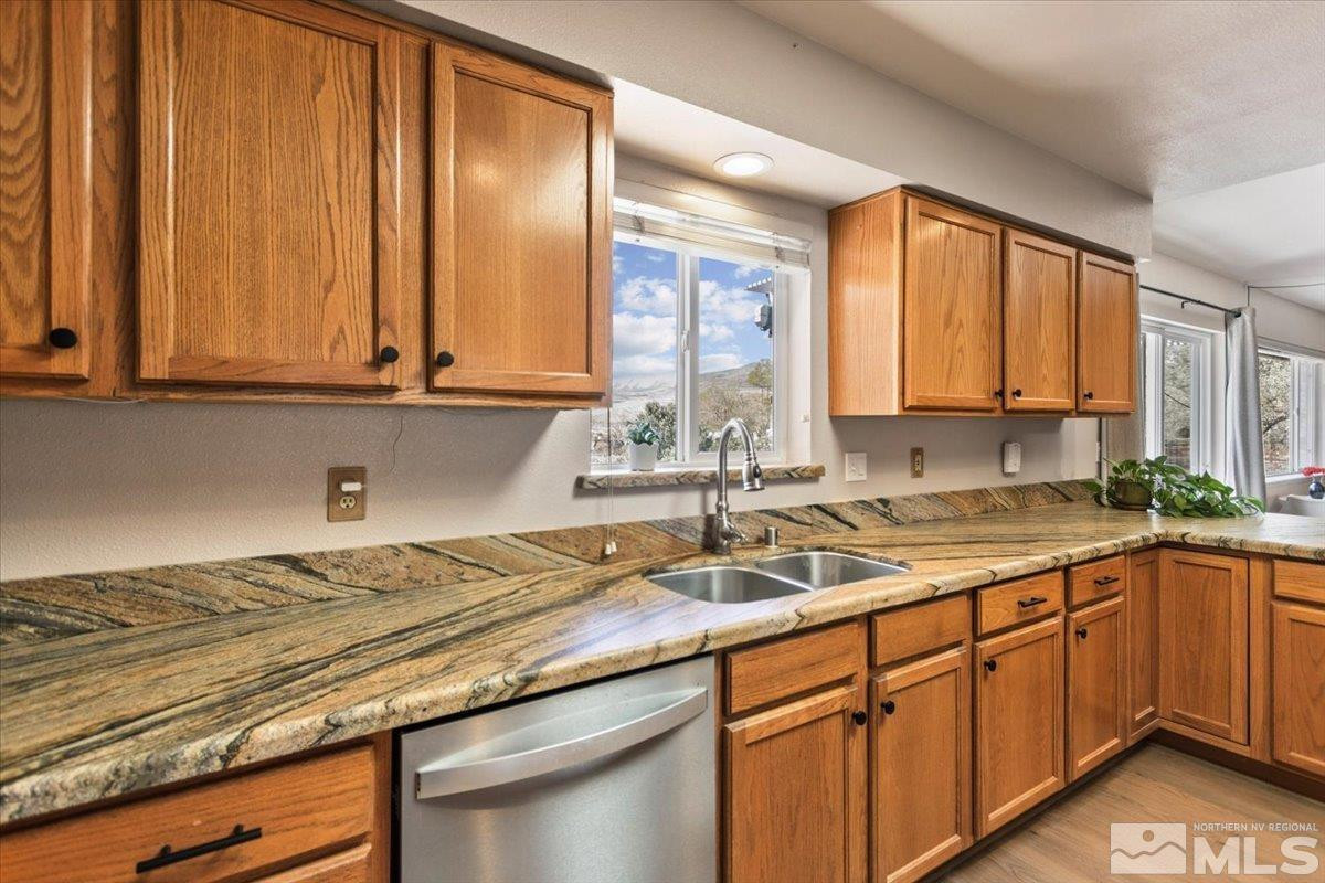 15215 Crimson Drive