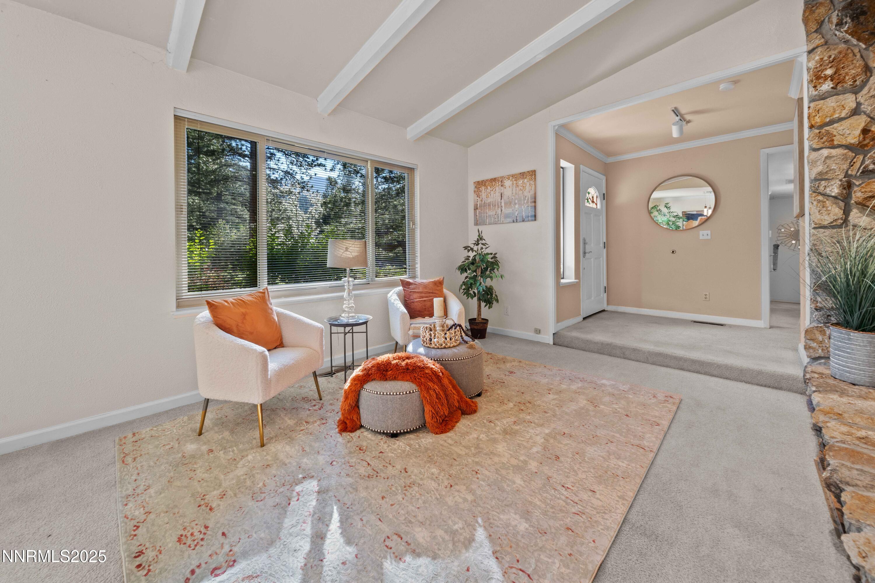 25 Yellow Pine Circle