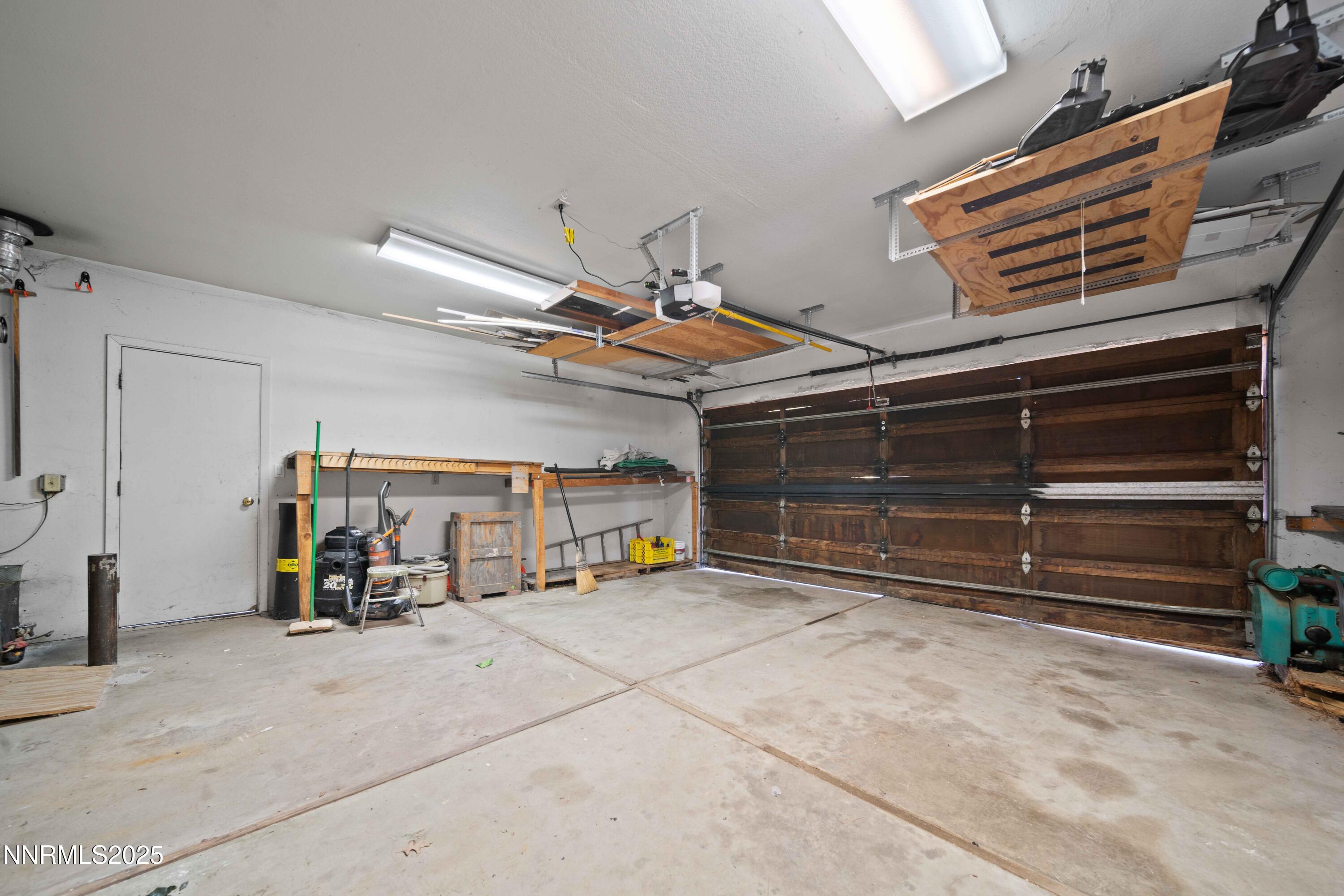 25 Yellow Pine Circle