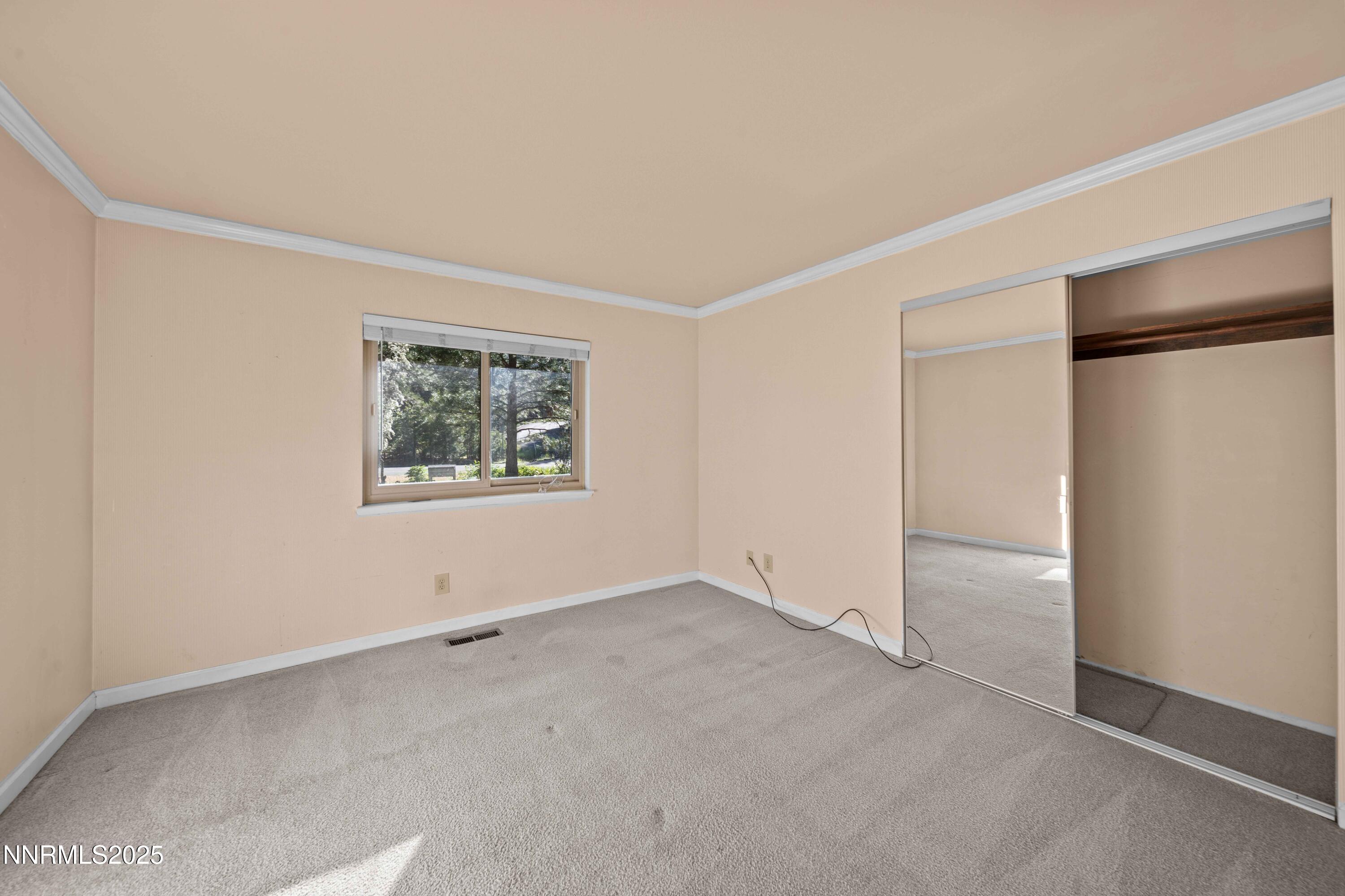 25 Yellow Pine Circle