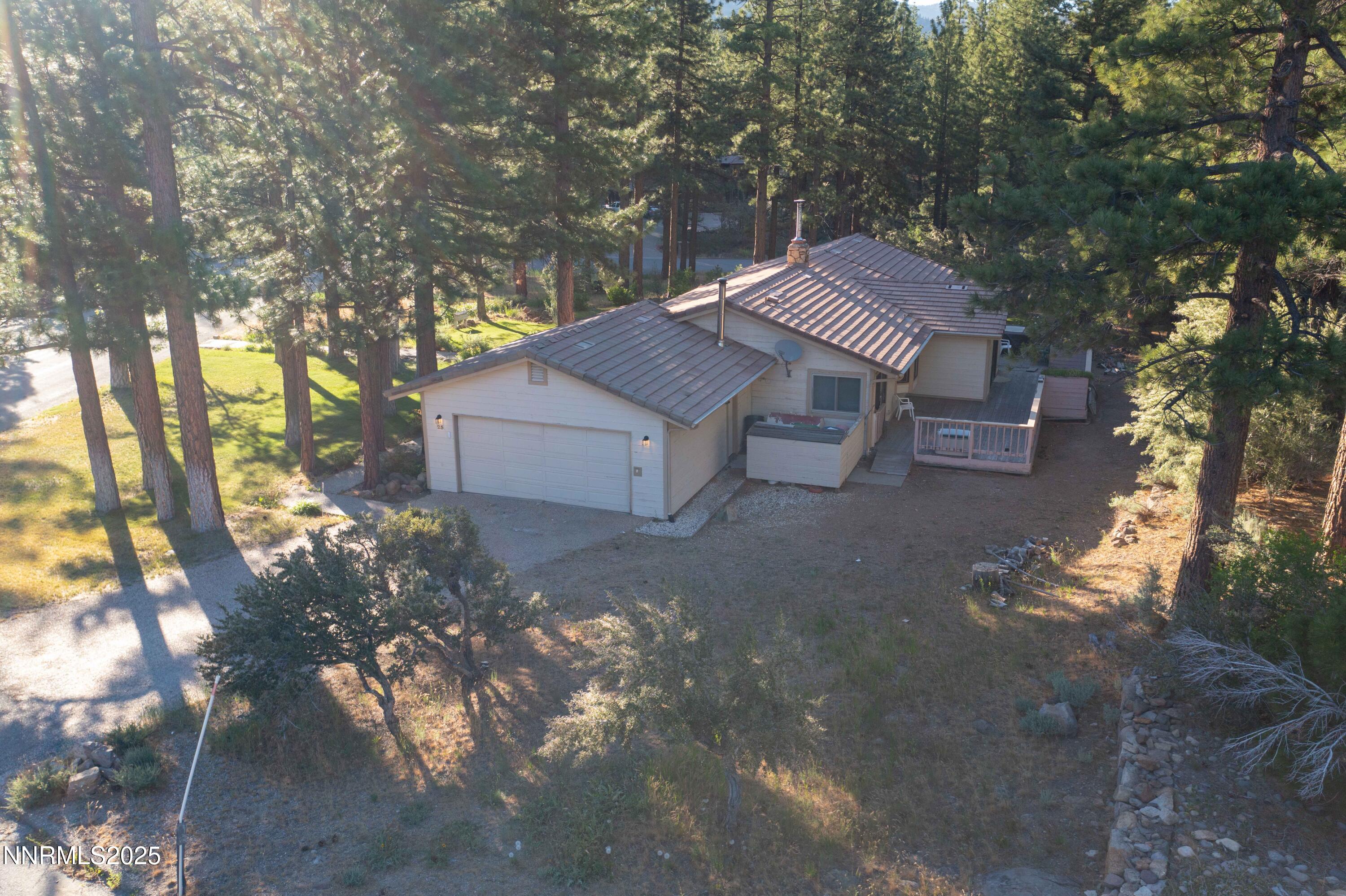 25 Yellow Pine Circle