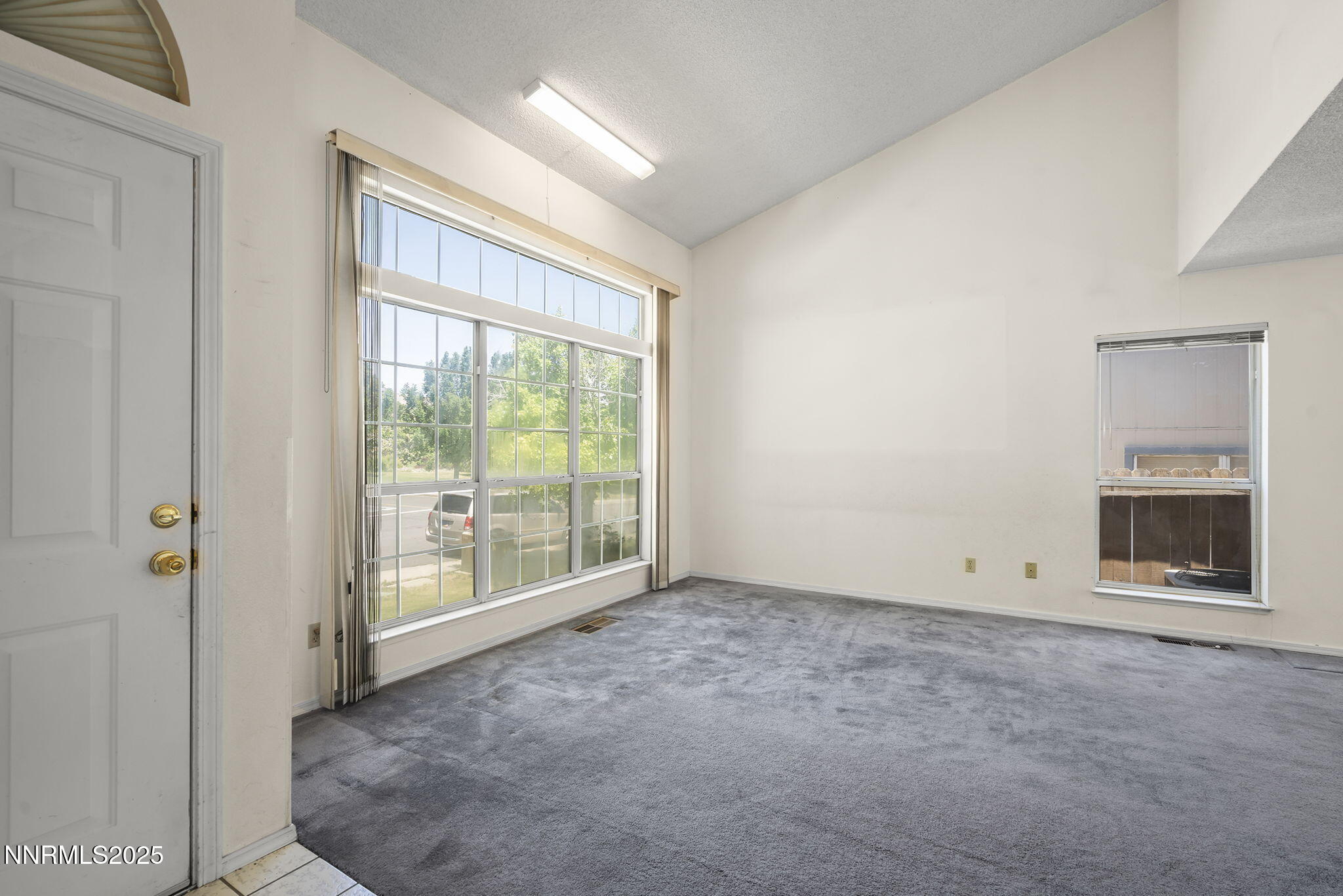 940 Skyway Drive