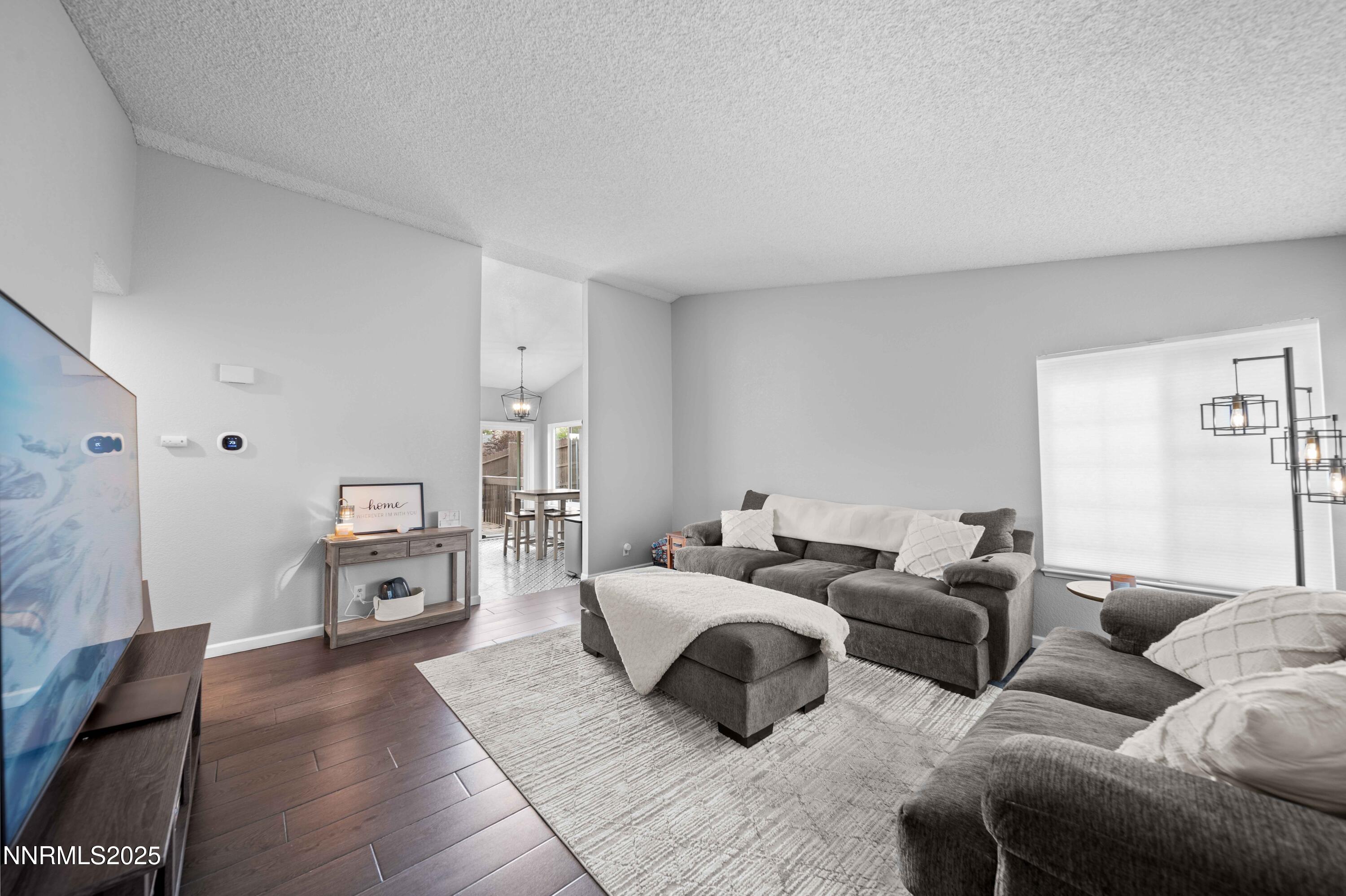 7420 Lindsey Lane
