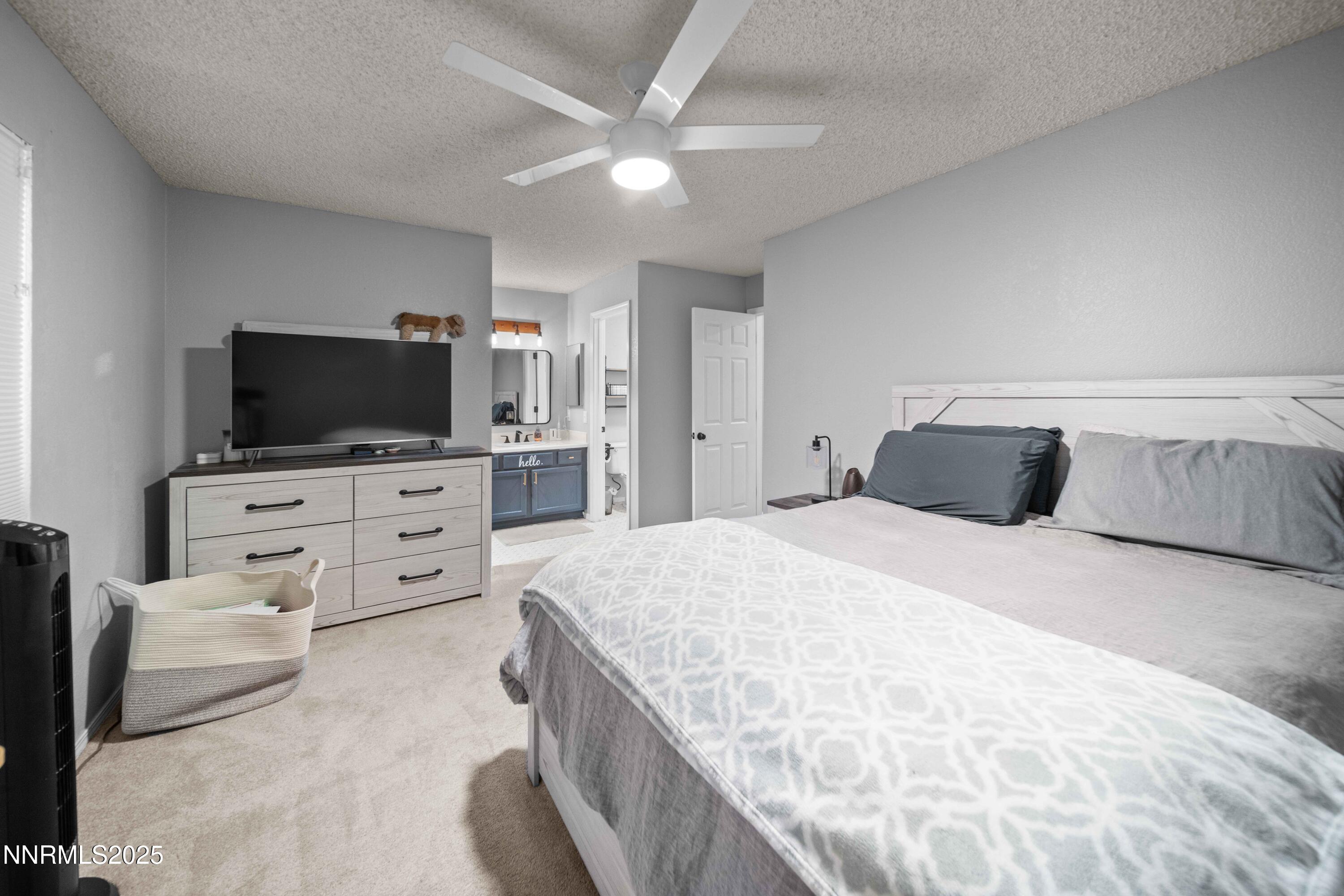 7420 Lindsey Lane