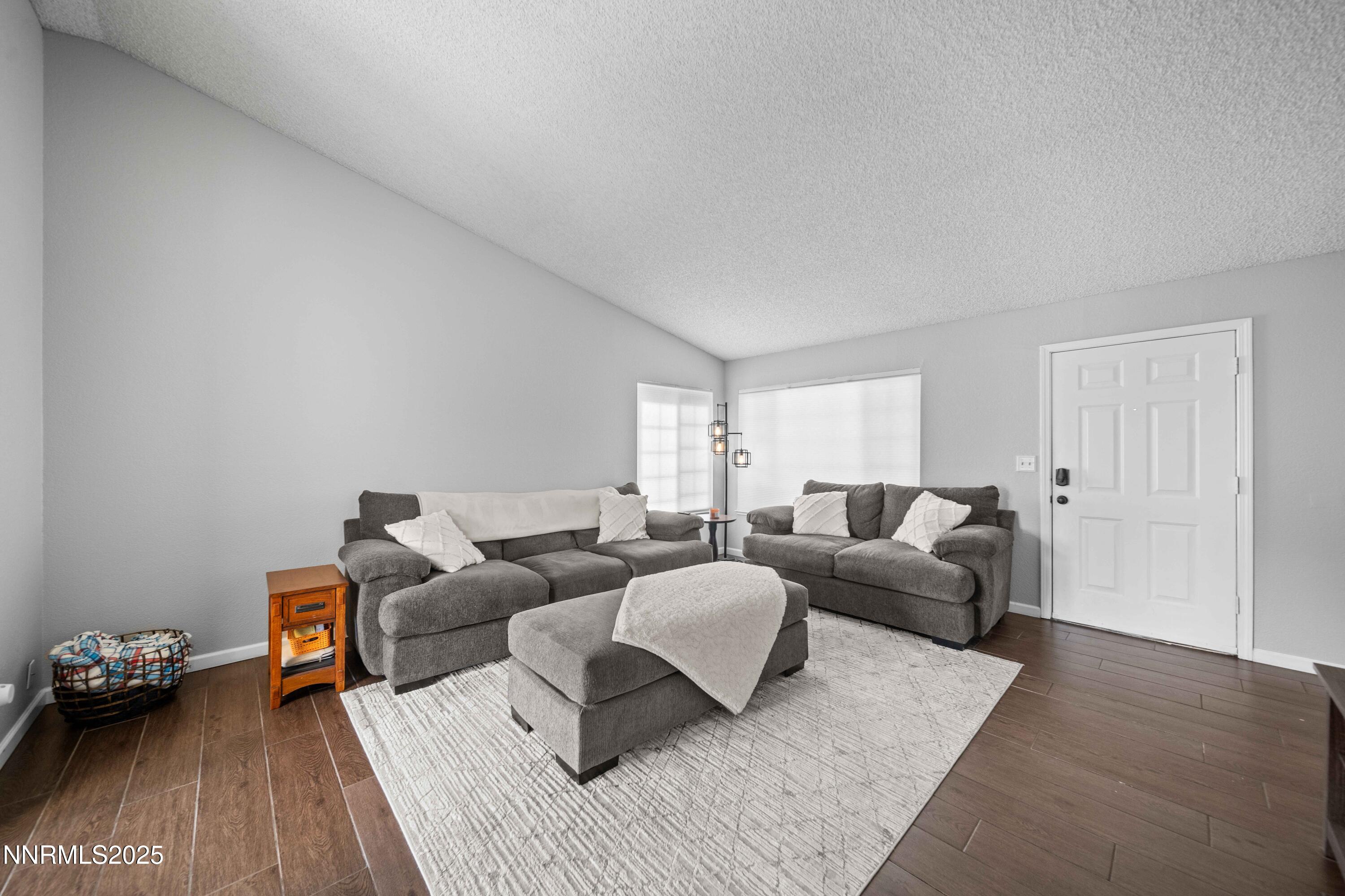 7420 Lindsey Lane