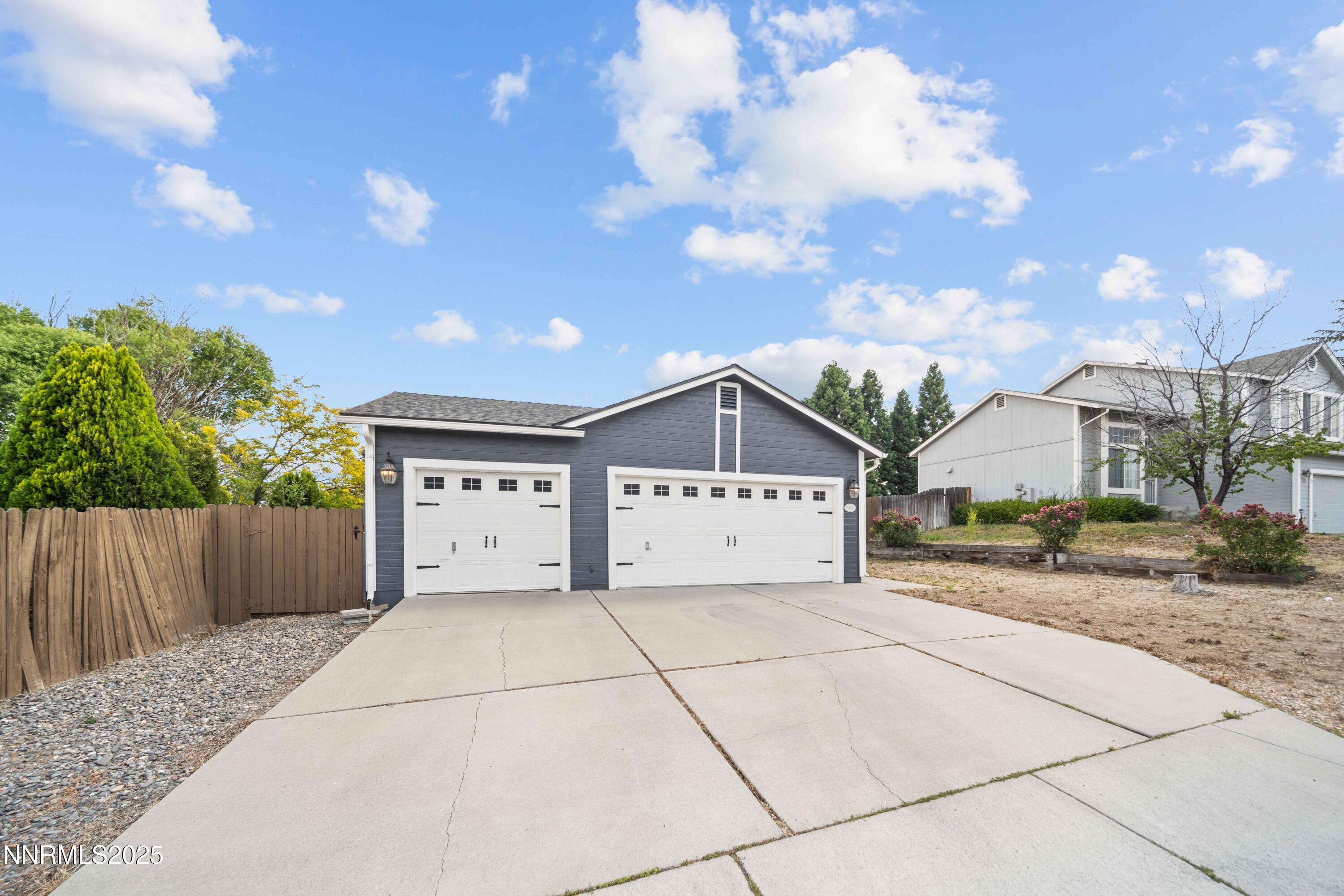 7420 Lindsey Lane