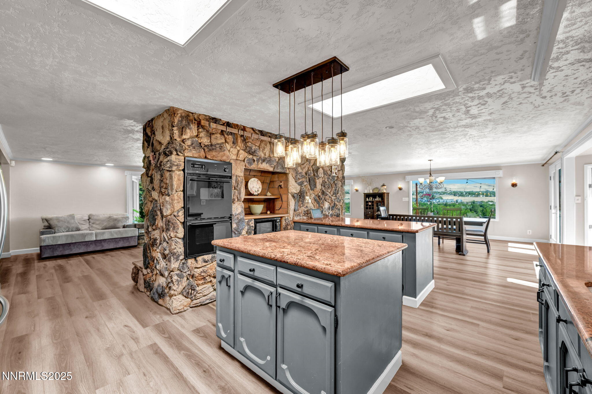 3495 W Plumb Lane