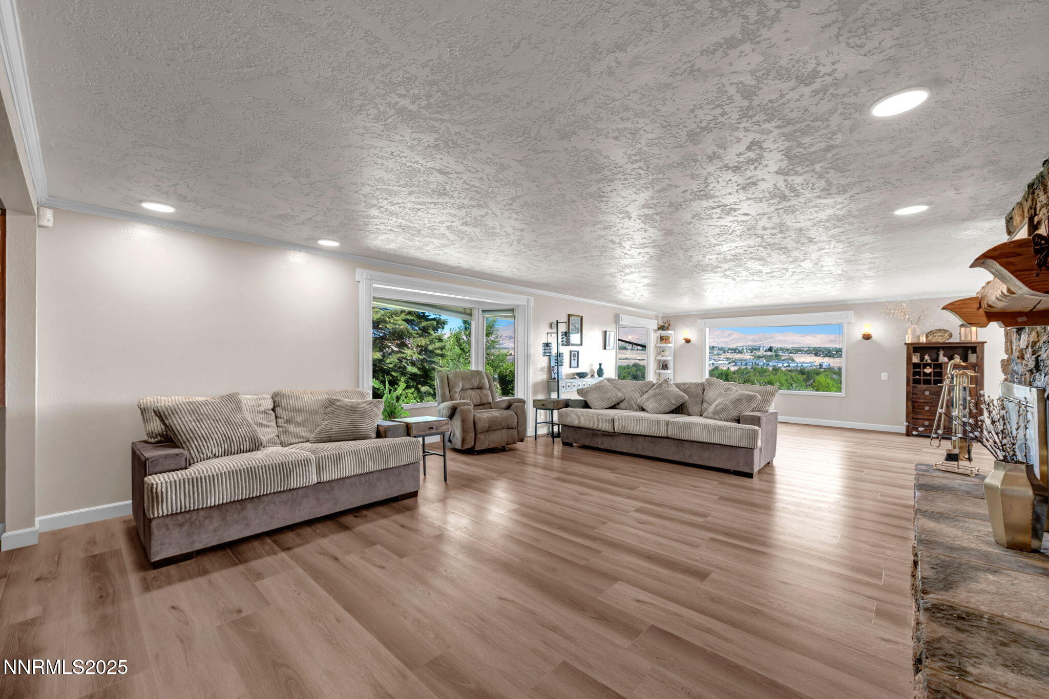 3495 W Plumb Lane