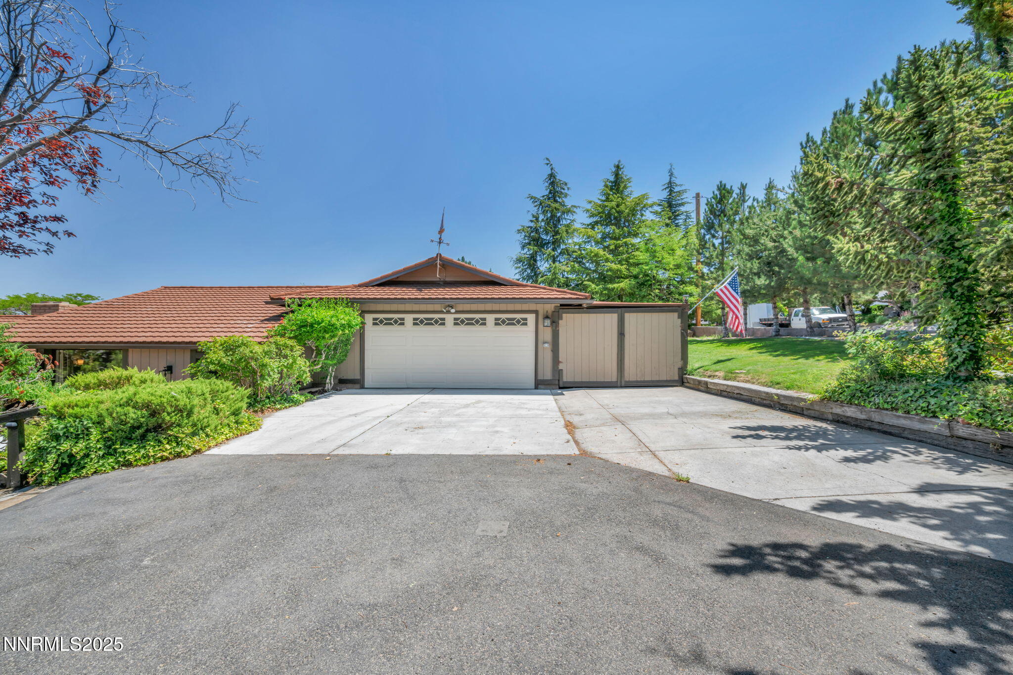 3495 W Plumb Lane