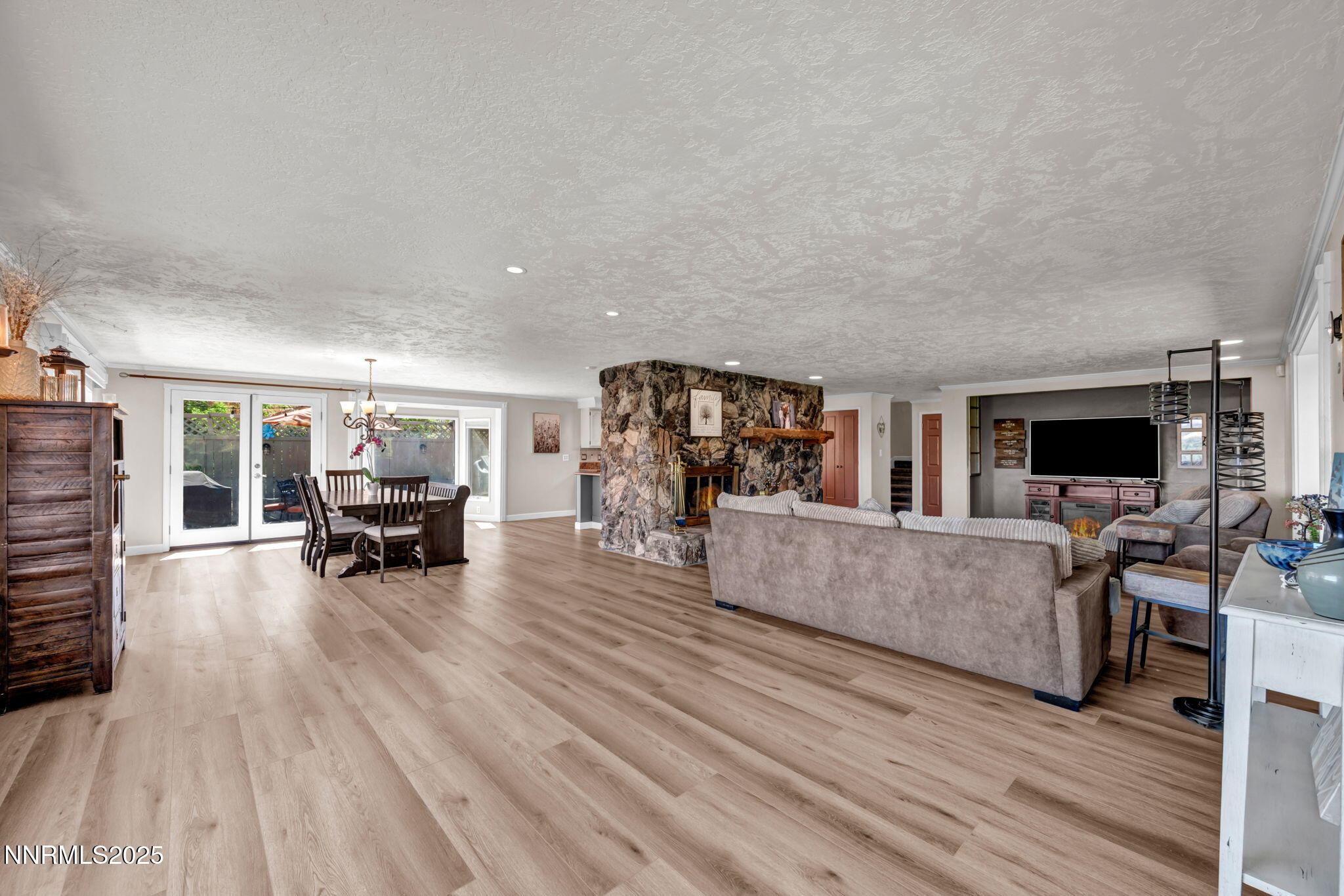 3495 W Plumb Lane