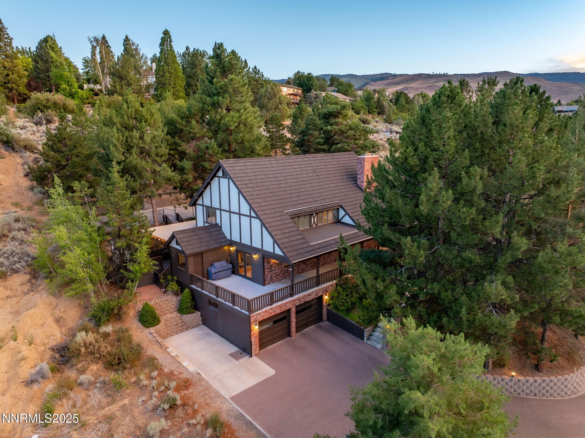 2820 Sagittarius Drive